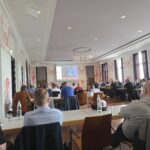 La sala de conferencias de la 58.ª edición de la FOKUS Tagung en Hannover se llenó de miembros de la asociación de usuarios del Automic durante la presentación de la hoja de ruta del Broadcom el 18 de mayo de 2026